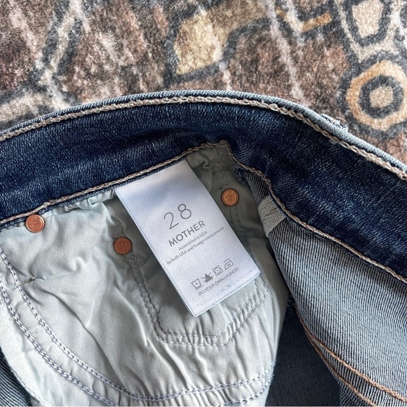Mother Insider Crop Step Chew Dancing On Coals Jeans Distressed Denim Blue - Picture 5 of 7